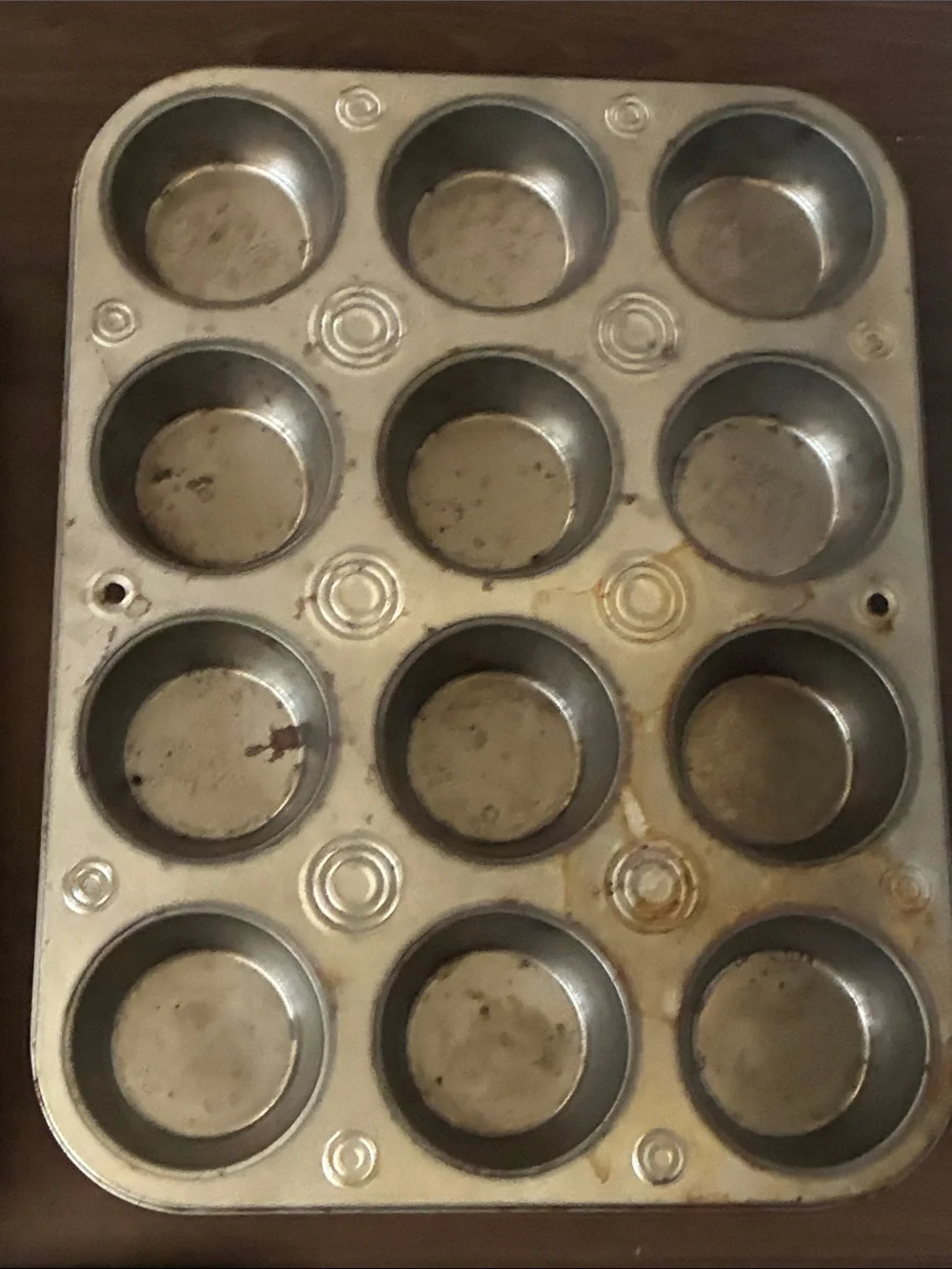 3 Muffin, Baking and Grill Pan Set in Metallic Gray